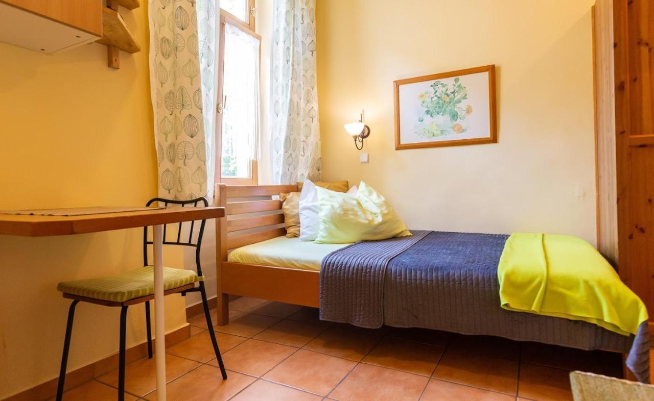 Appartementhaus Witzmann Bad Voeslau Dış mekan fotoğraf