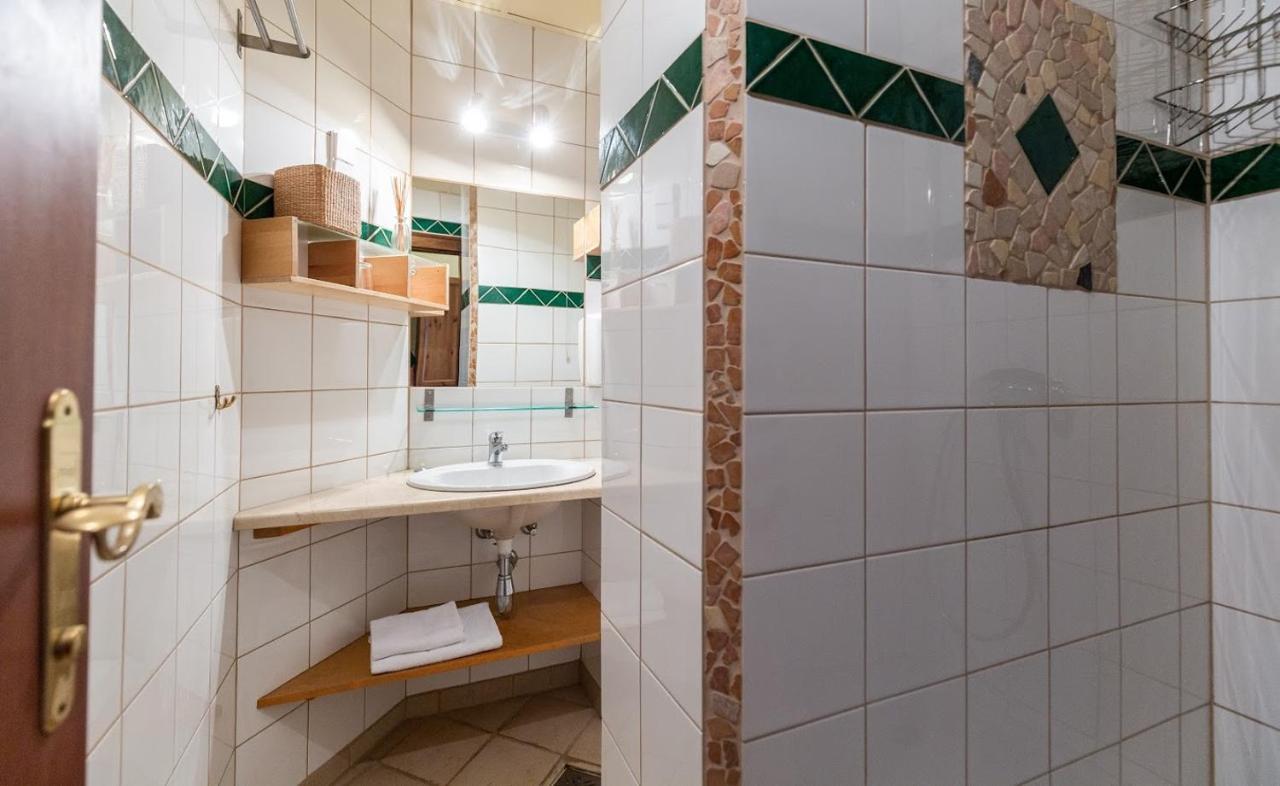 Appartementhaus Witzmann Bad Voeslau Dış mekan fotoğraf