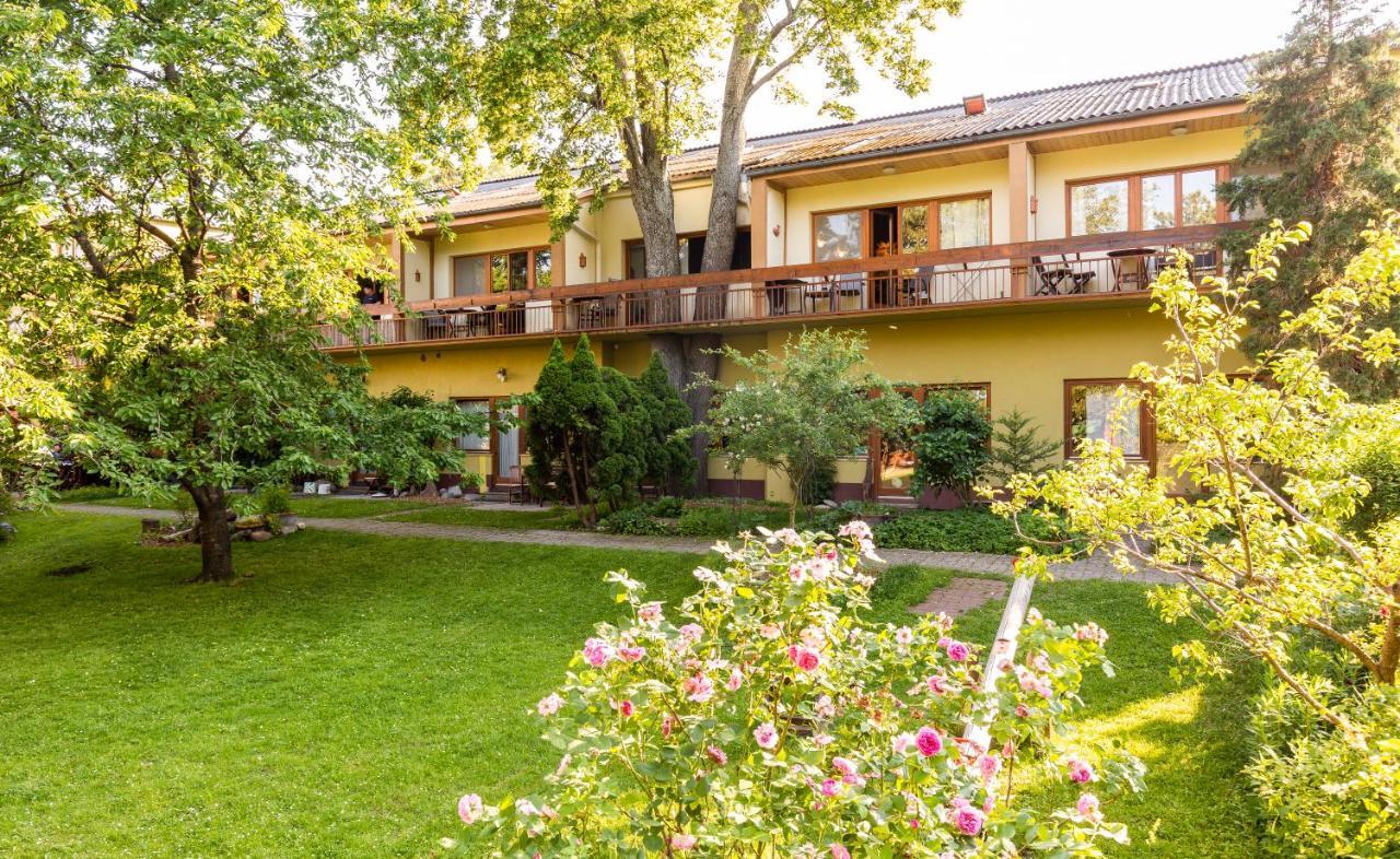 Appartementhaus Witzmann Bad Voeslau Dış mekan fotoğraf